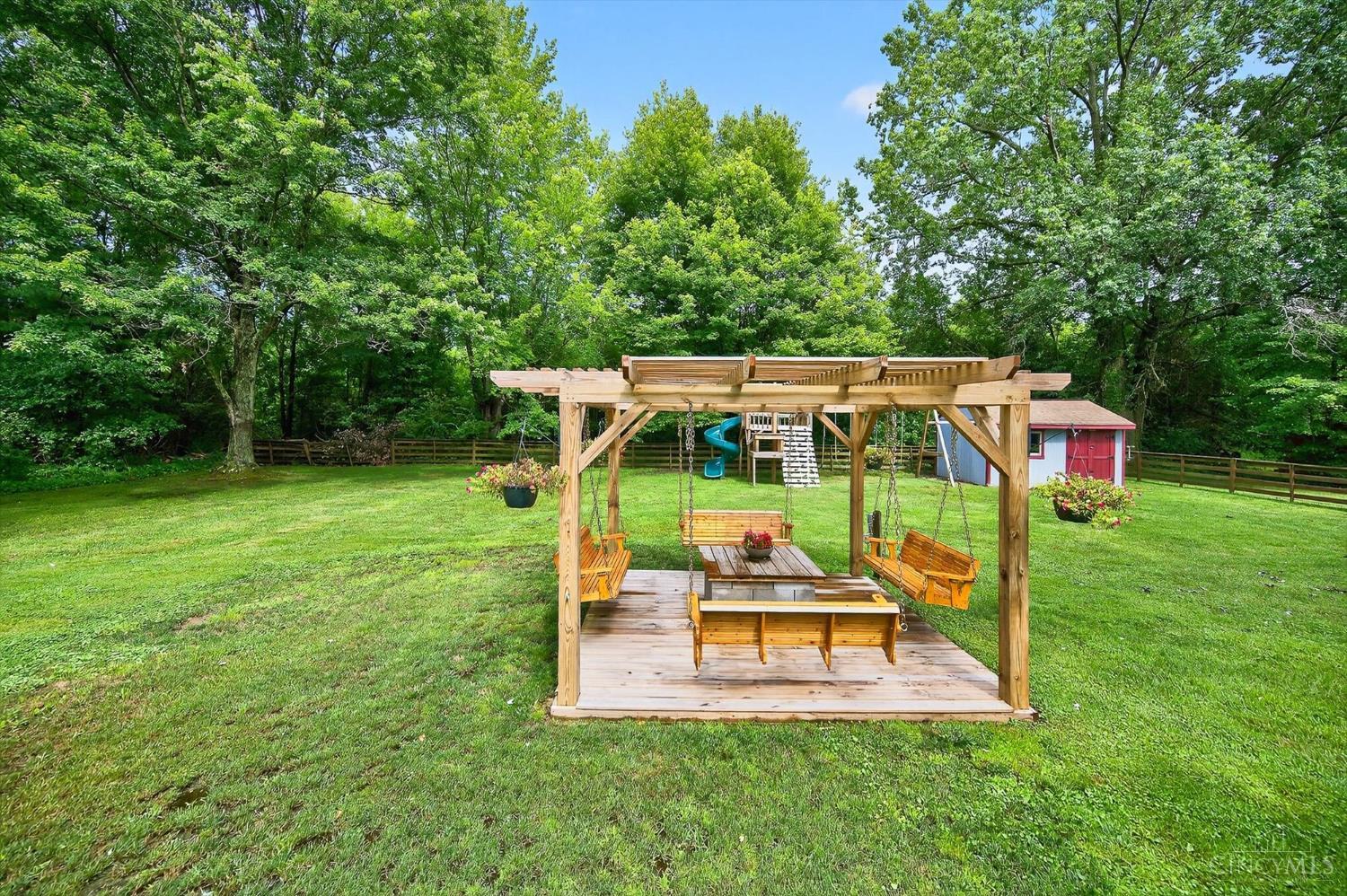 5744 Melody Lane