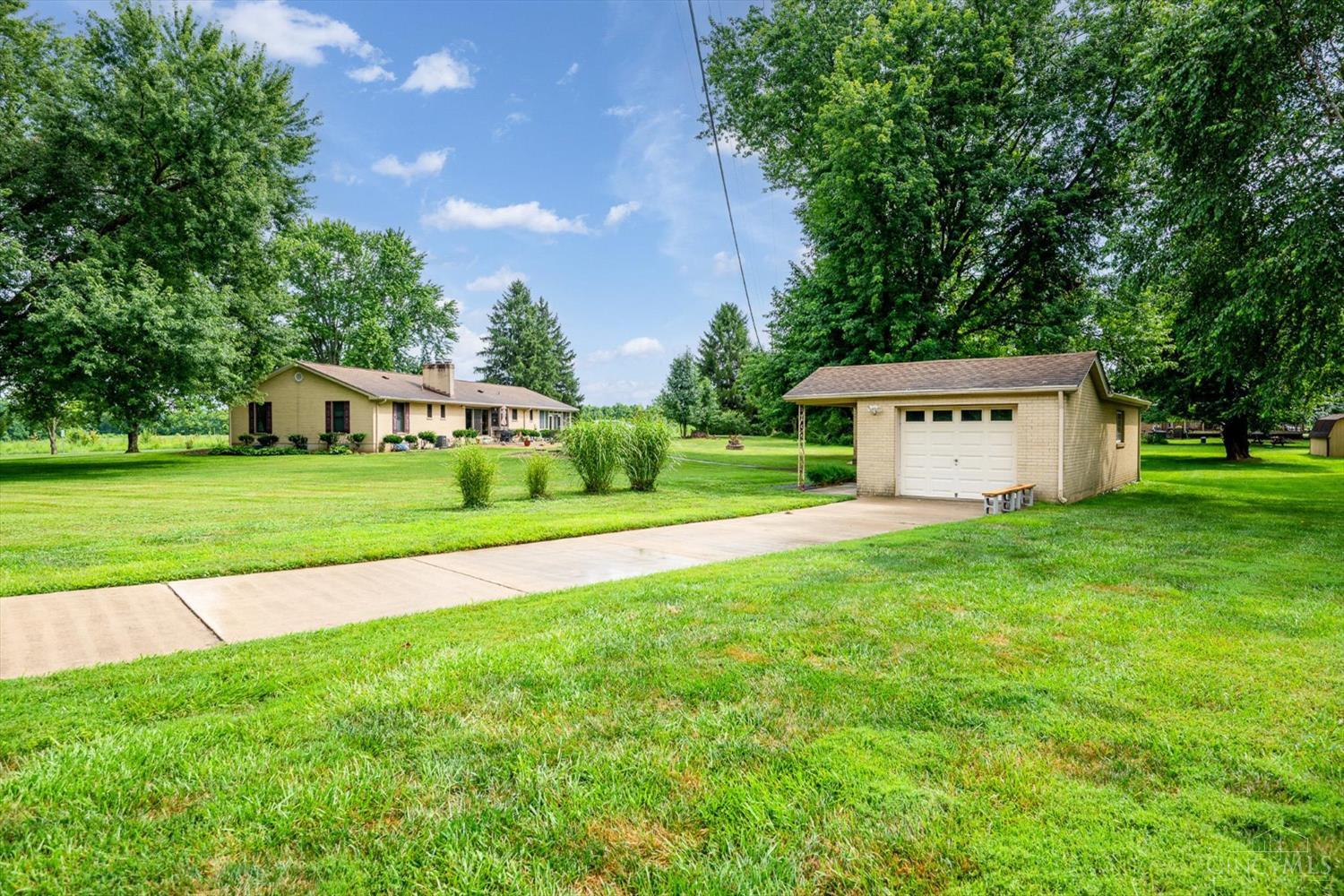 9220 Dick Road