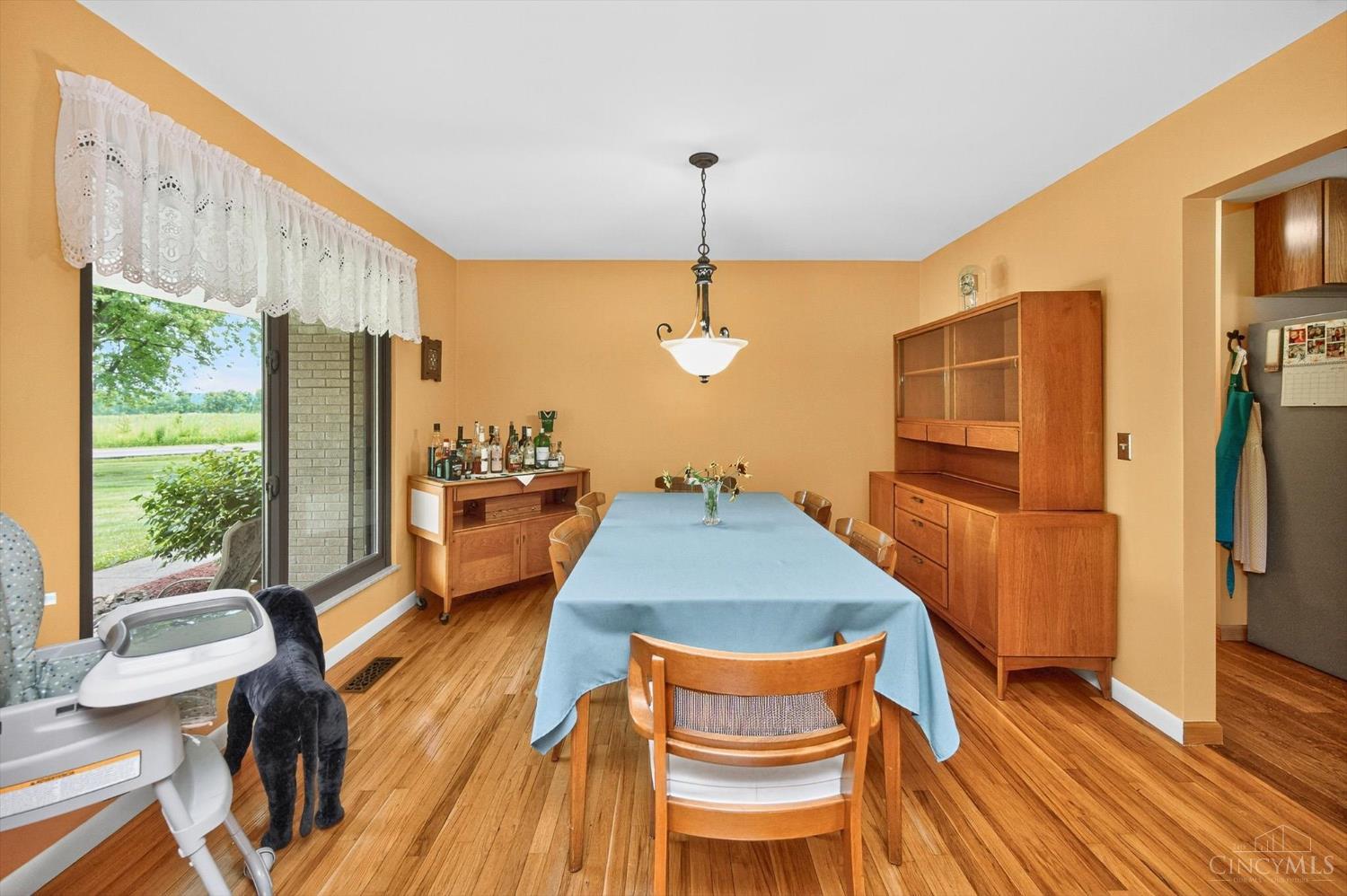 9220 Dick Road