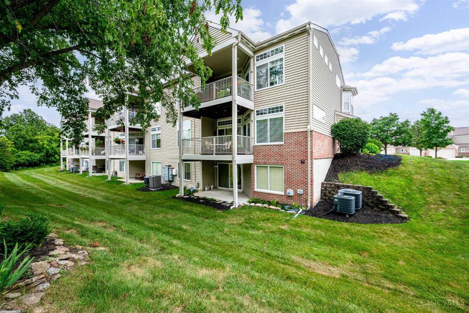 1214 Feather Trail