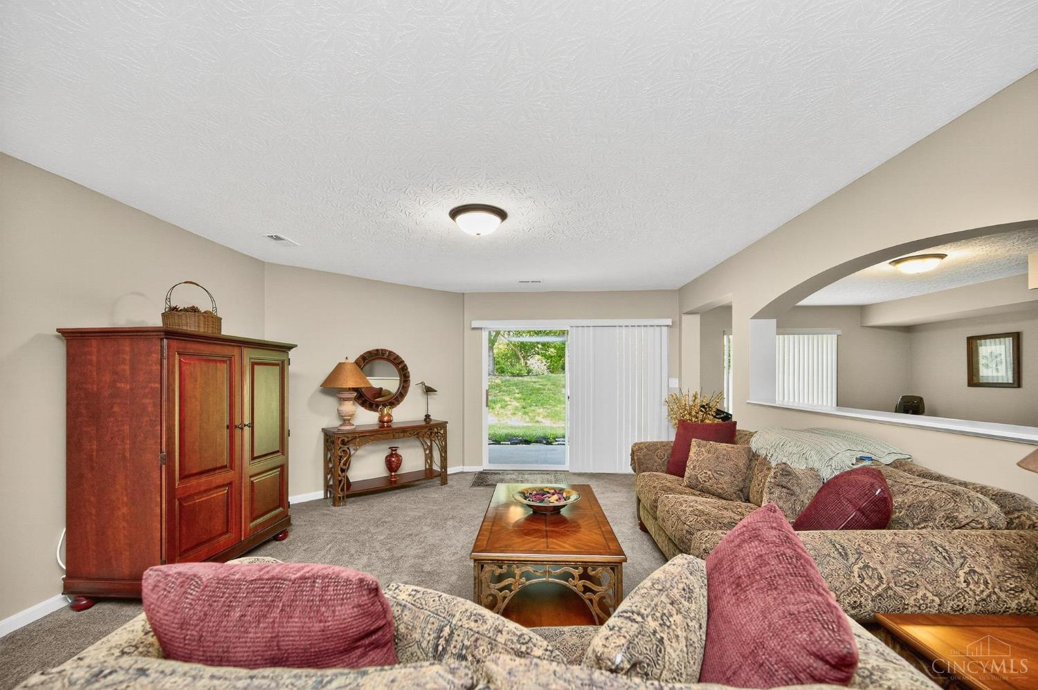 1214 Feather Trail
