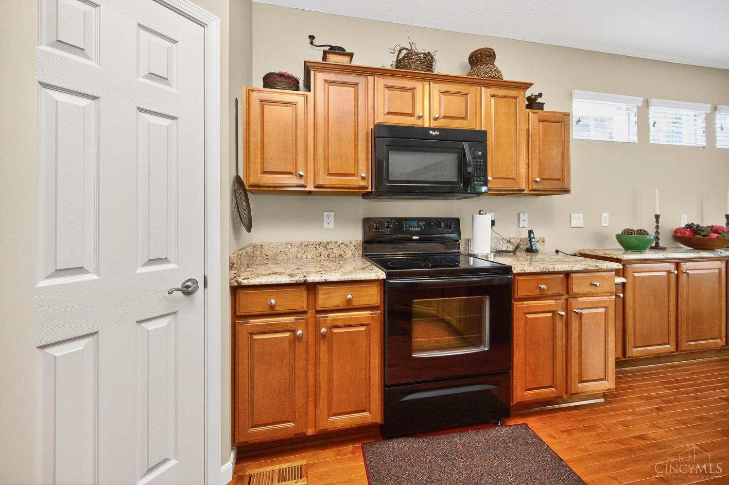 1214 Feather Trail