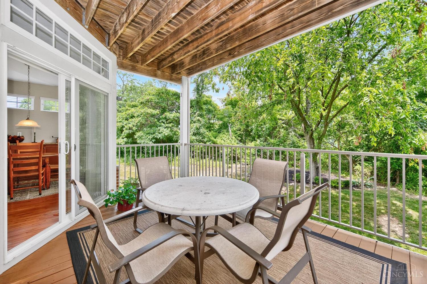 1214 Feather Trail