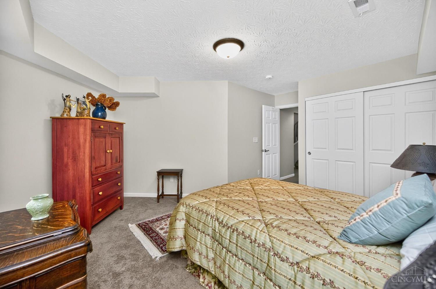 1214 Feather Trail