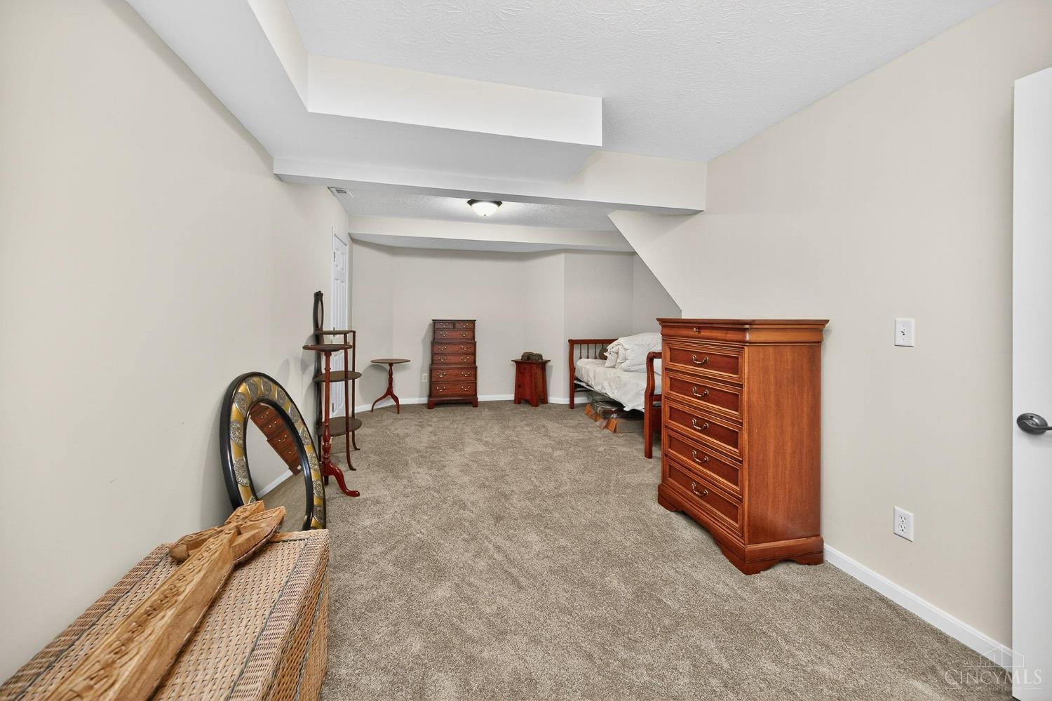 1214 Feather Trail
