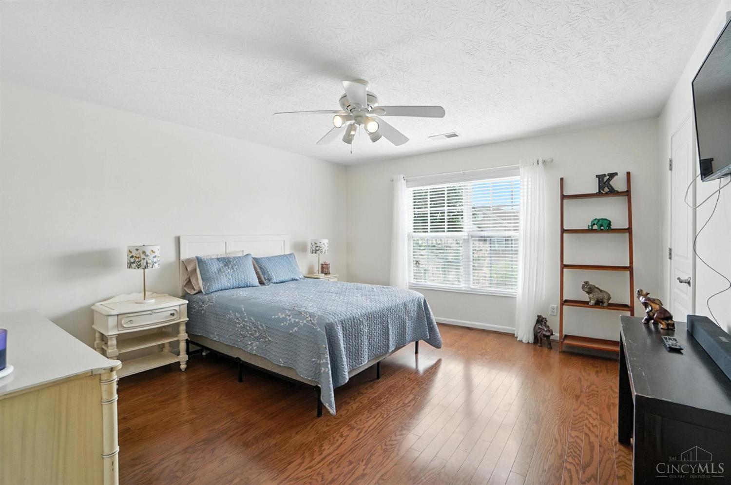 1194 Feather Trail