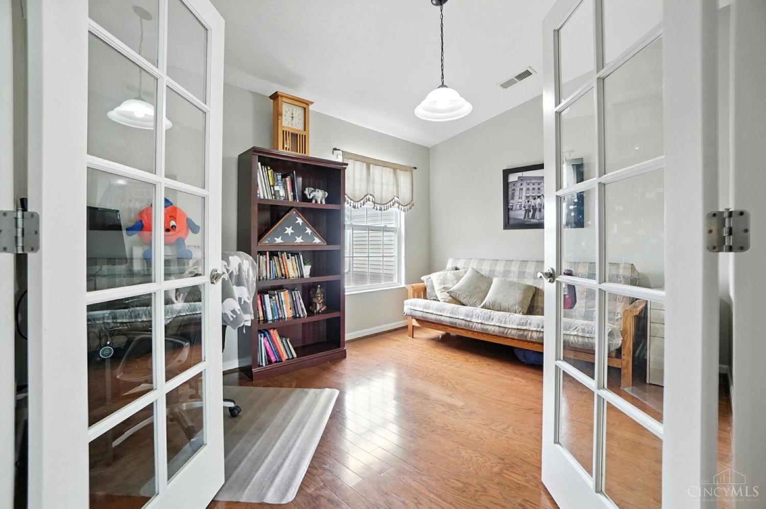 1194 Feather Trail