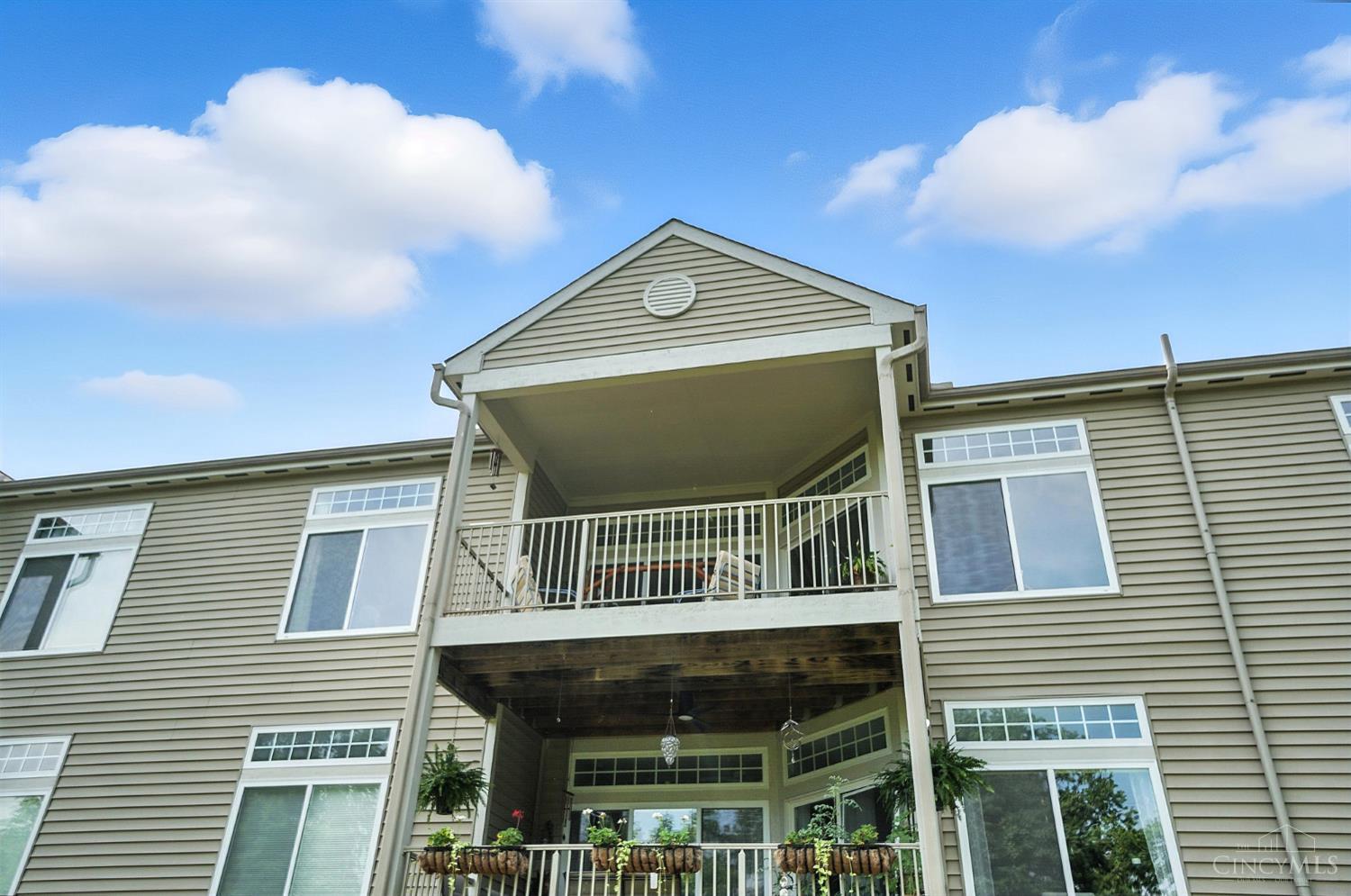 1194 Feather Trail