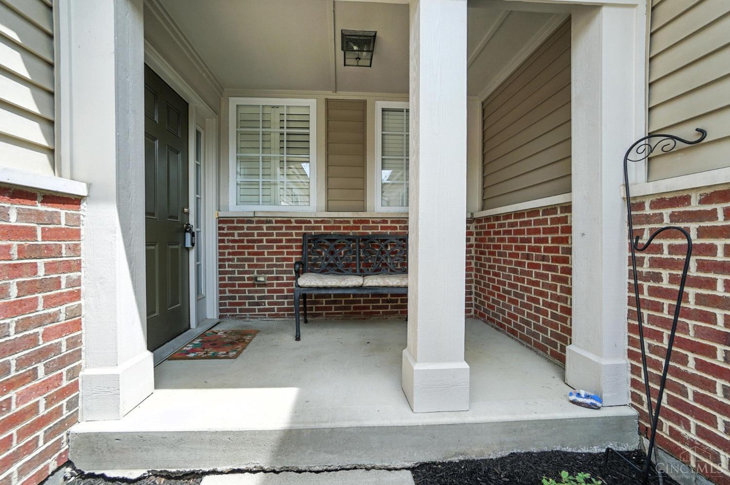 1194 Feather Trail