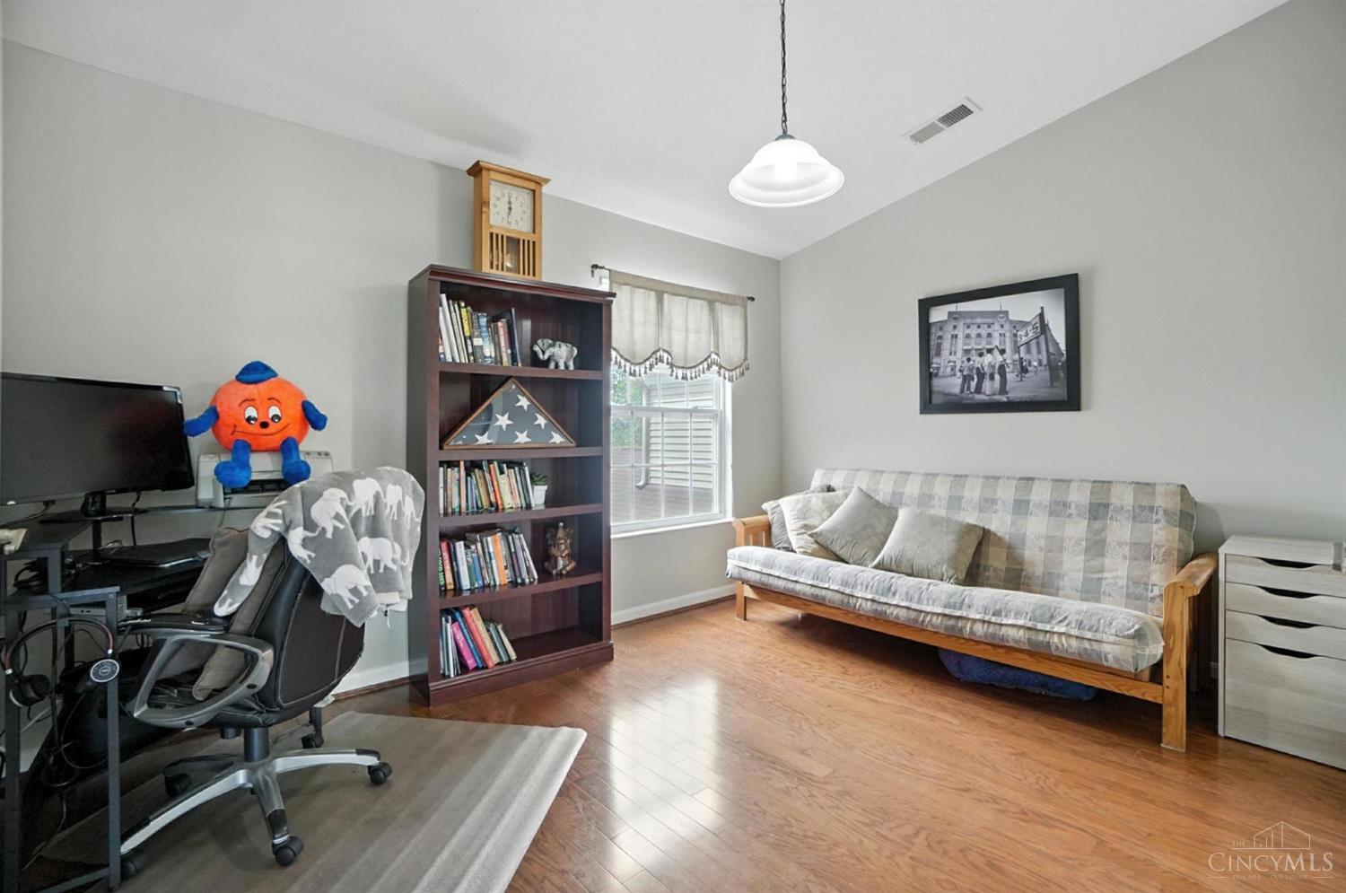 1194 Feather Trail