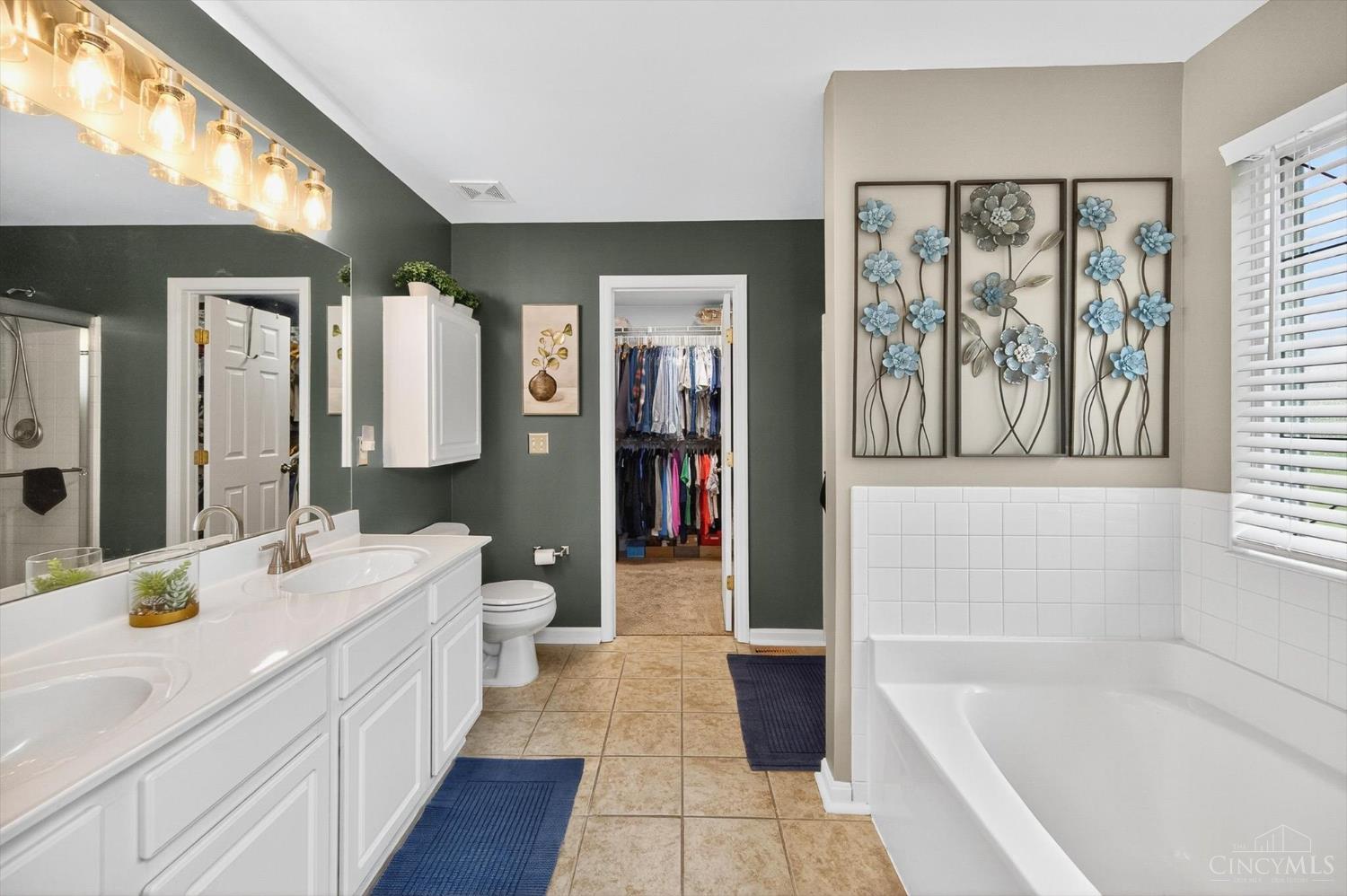 1672 River Shore Court