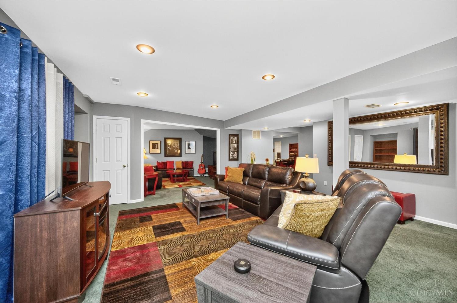 1672 River Shore Court