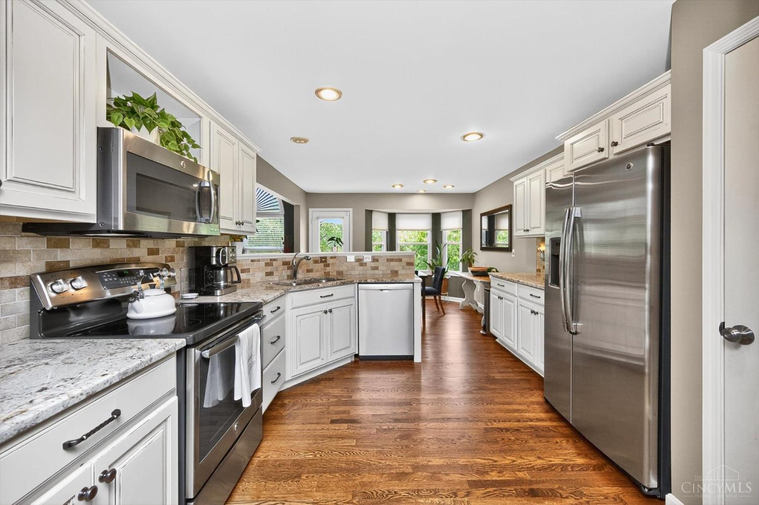 1672 River Shore Court