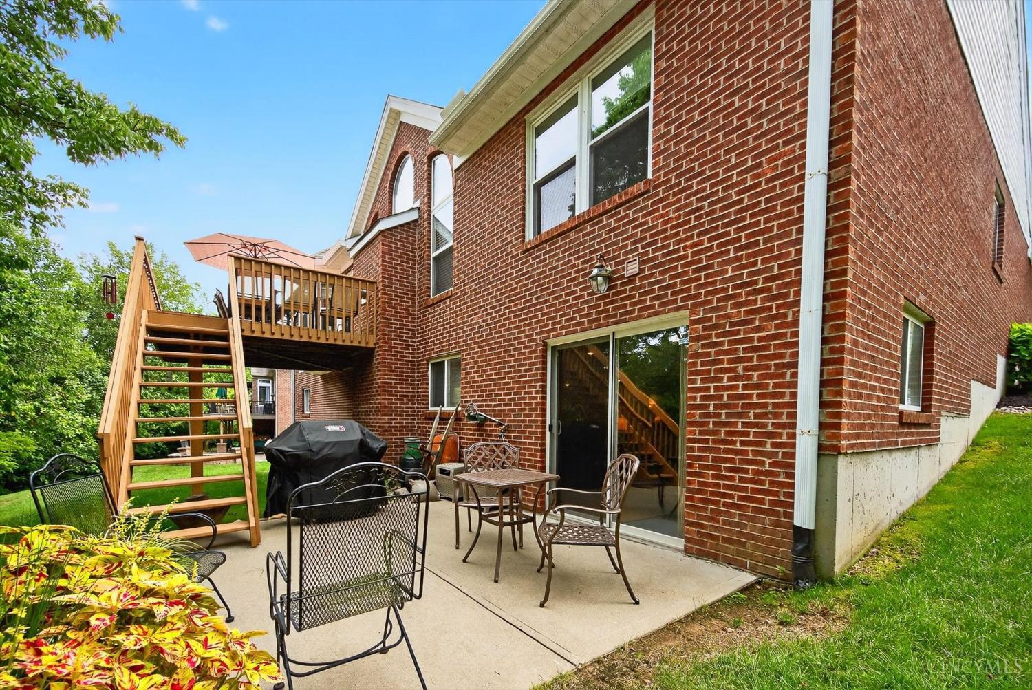 1672 River Shore Court