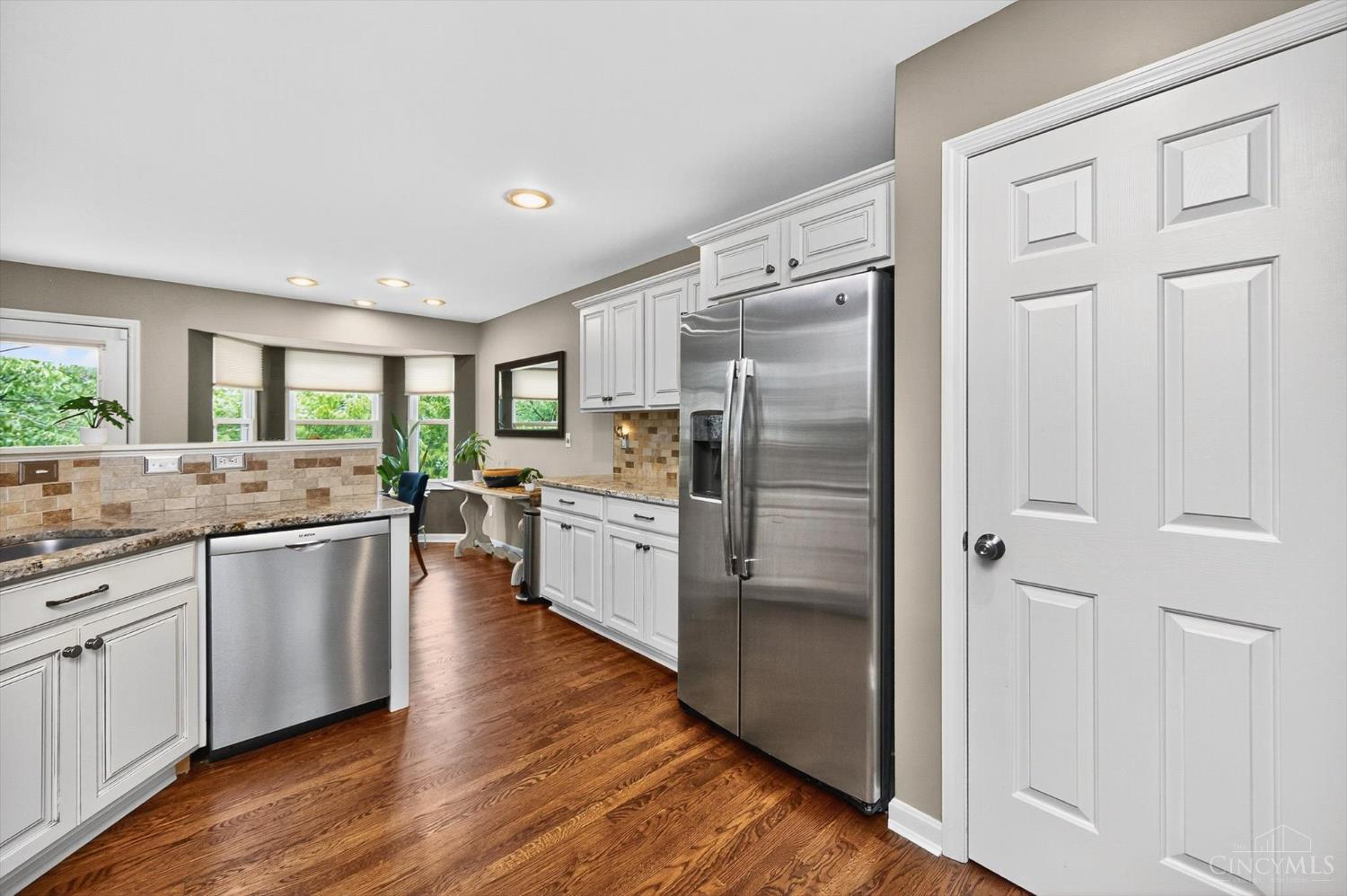 1672 River Shore Court