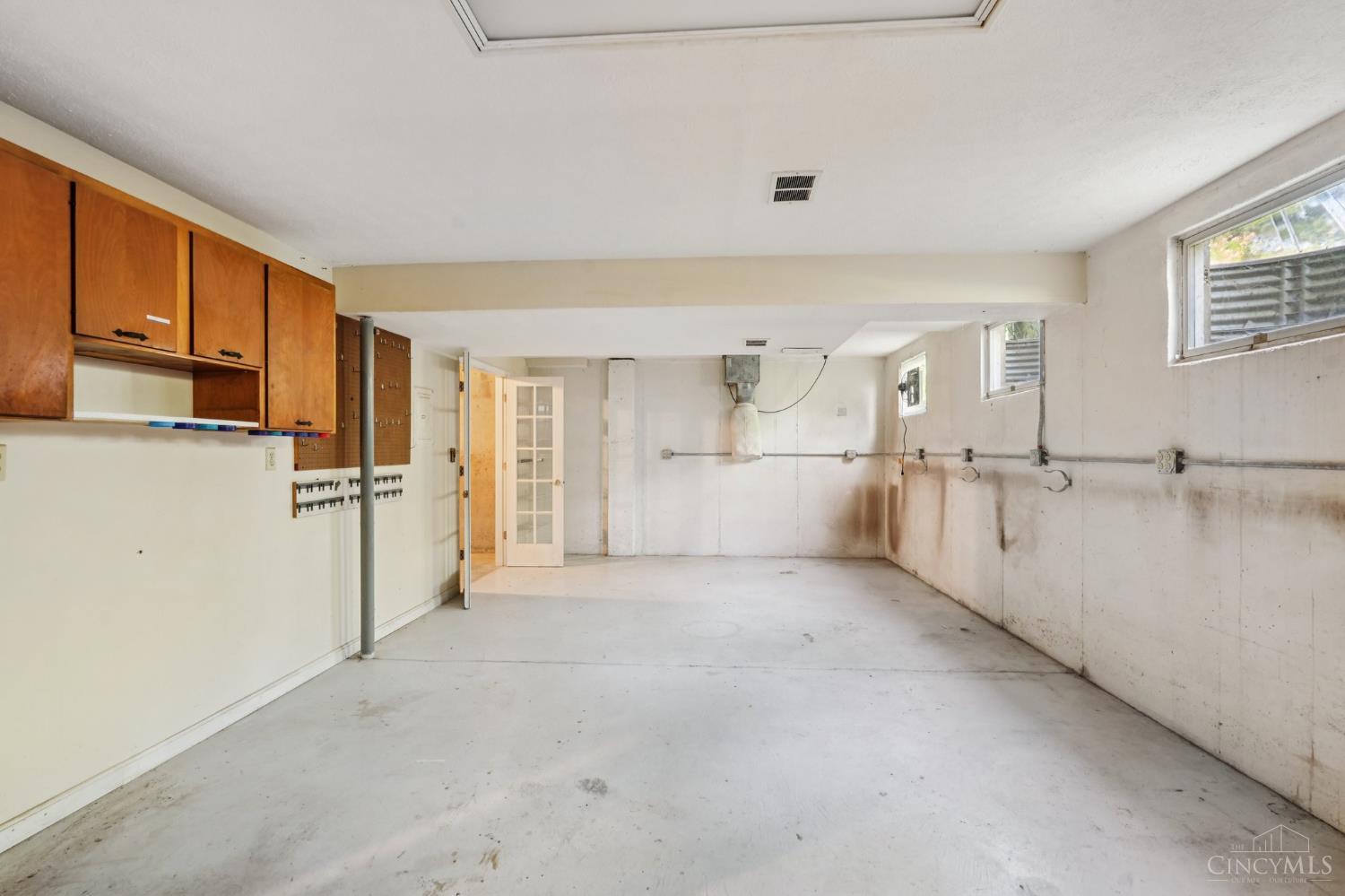 9123 Cascara Drive