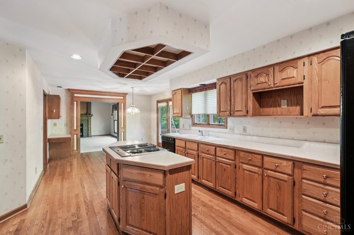 9123 Cascara Drive