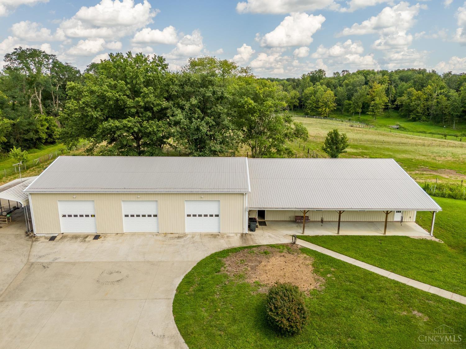 8810 Schlottman Road