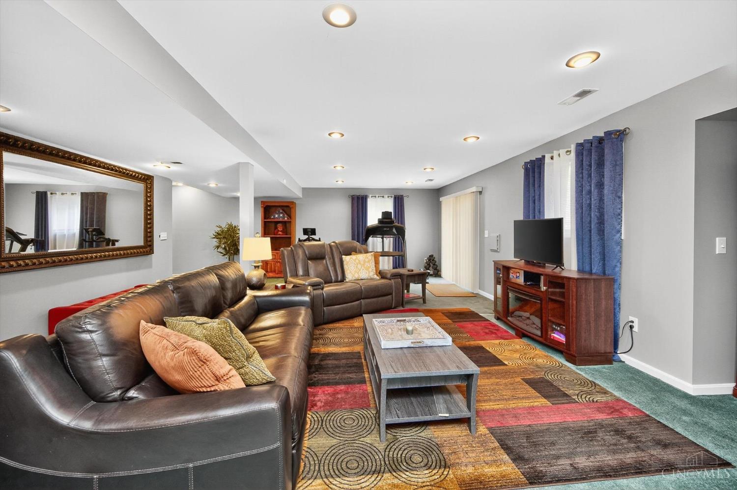 1672 River Shore Court