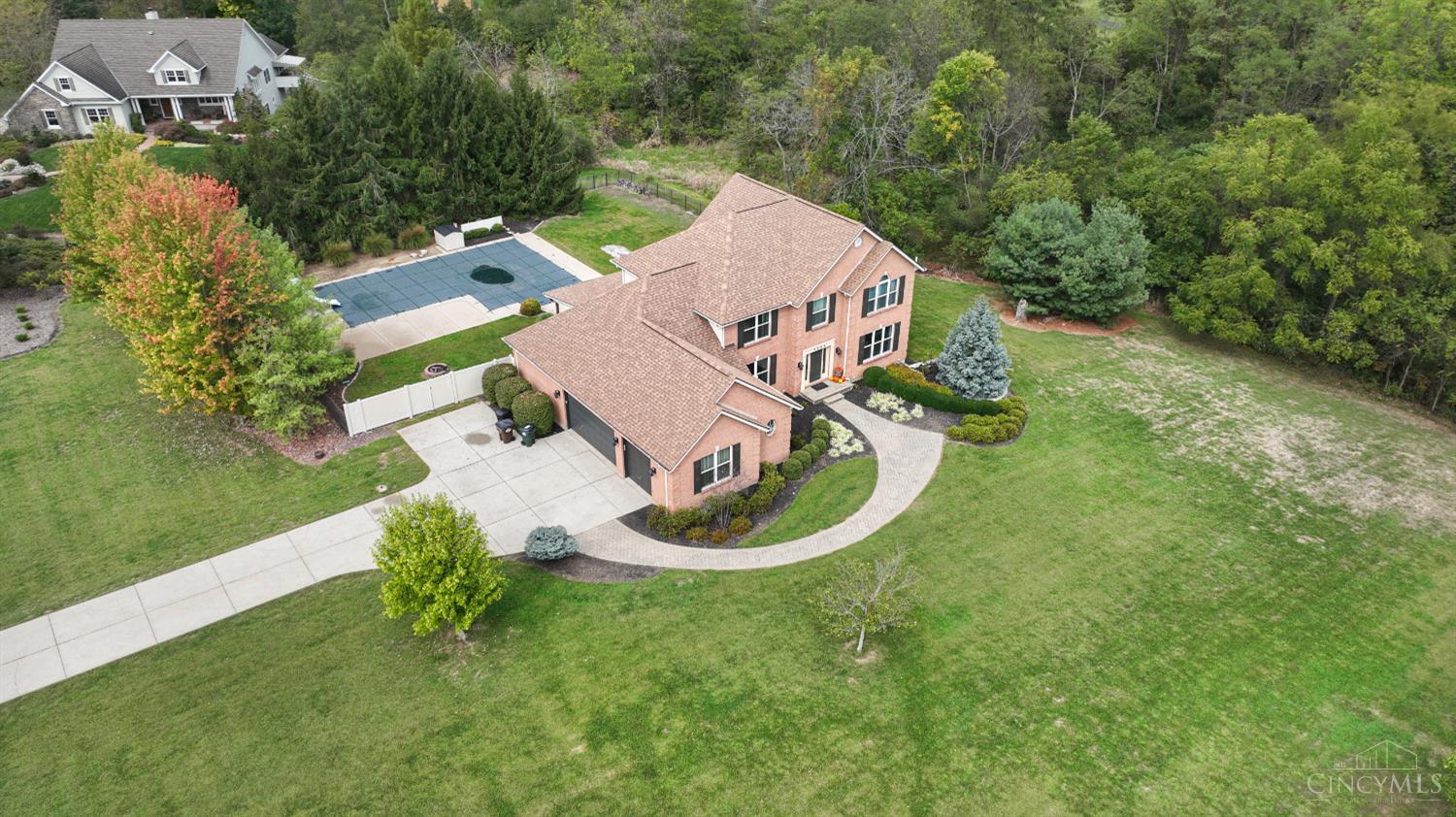 7553 Twin Lakes Drive