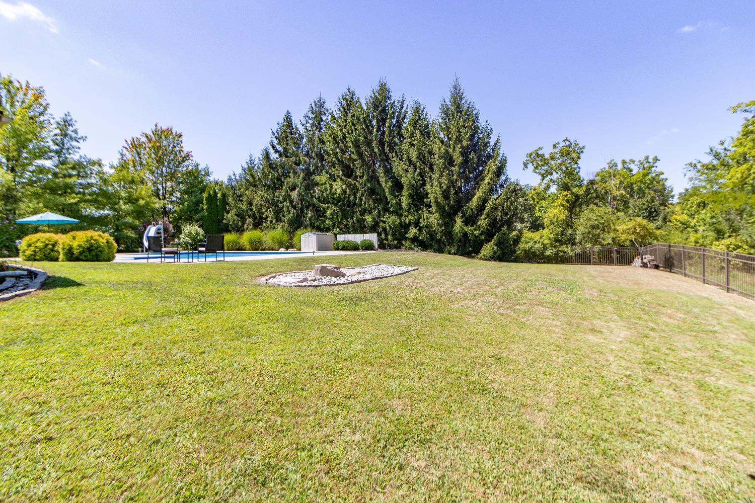 7553 Twin Lakes Drive