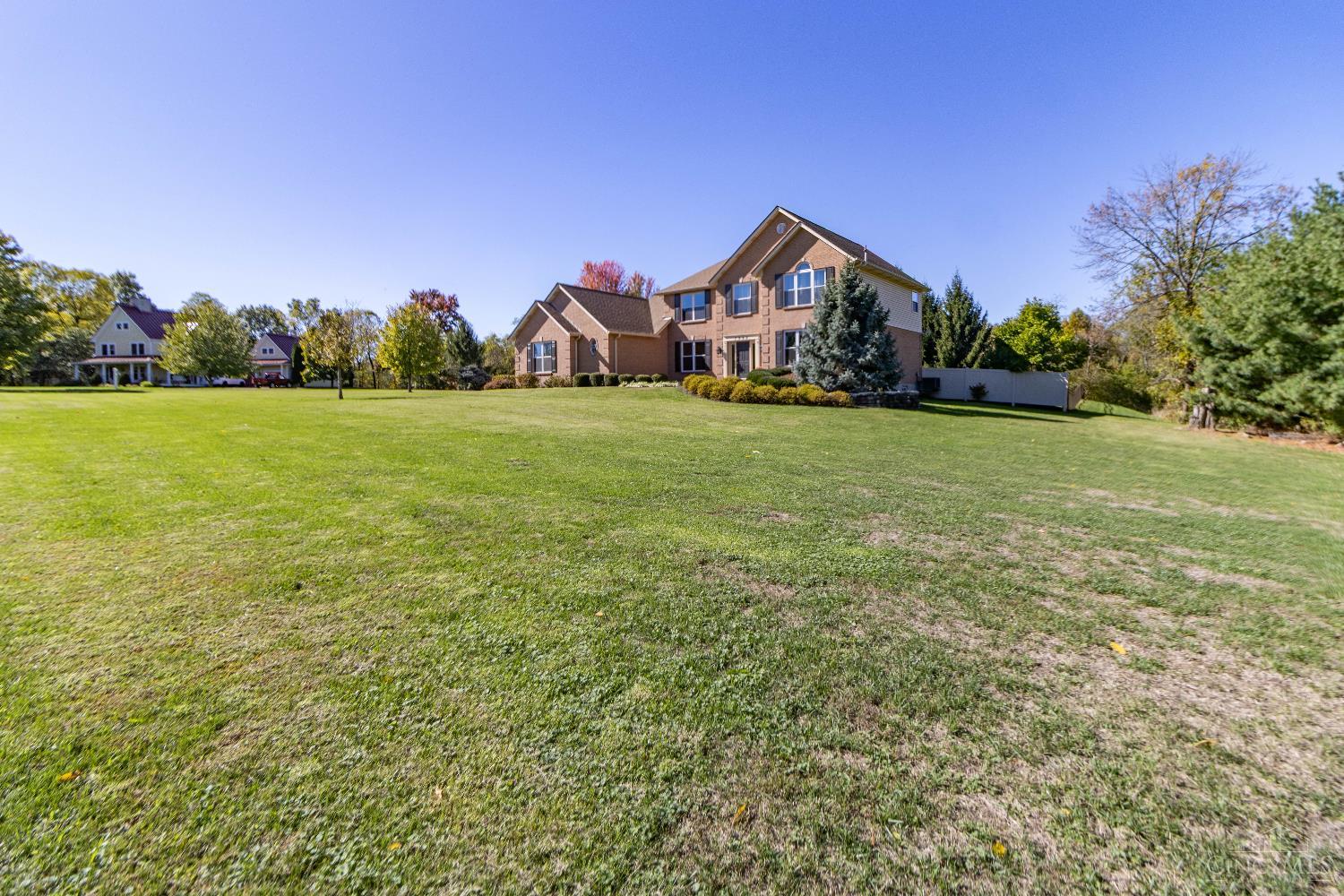 7553 Twin Lakes Drive