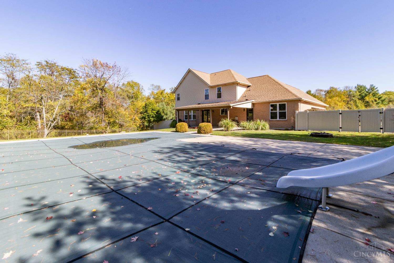 7553 Twin Lakes Drive