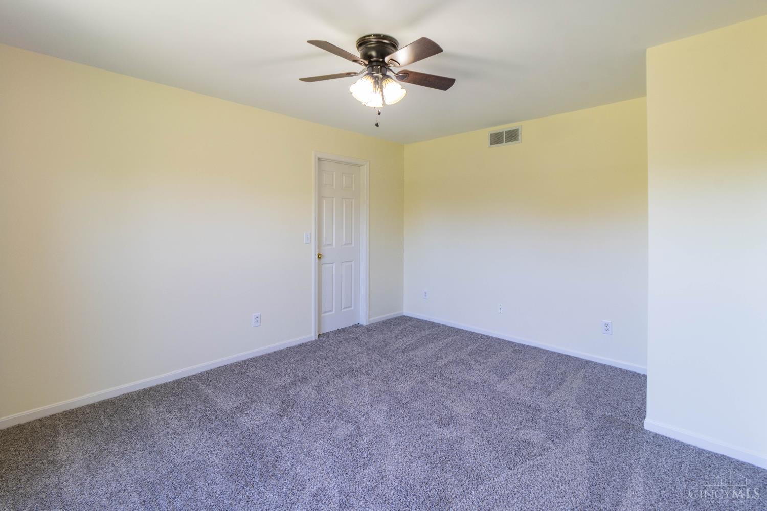 7553 Twin Lakes Drive