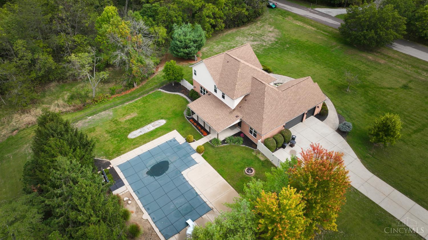 7553 Twin Lakes Drive