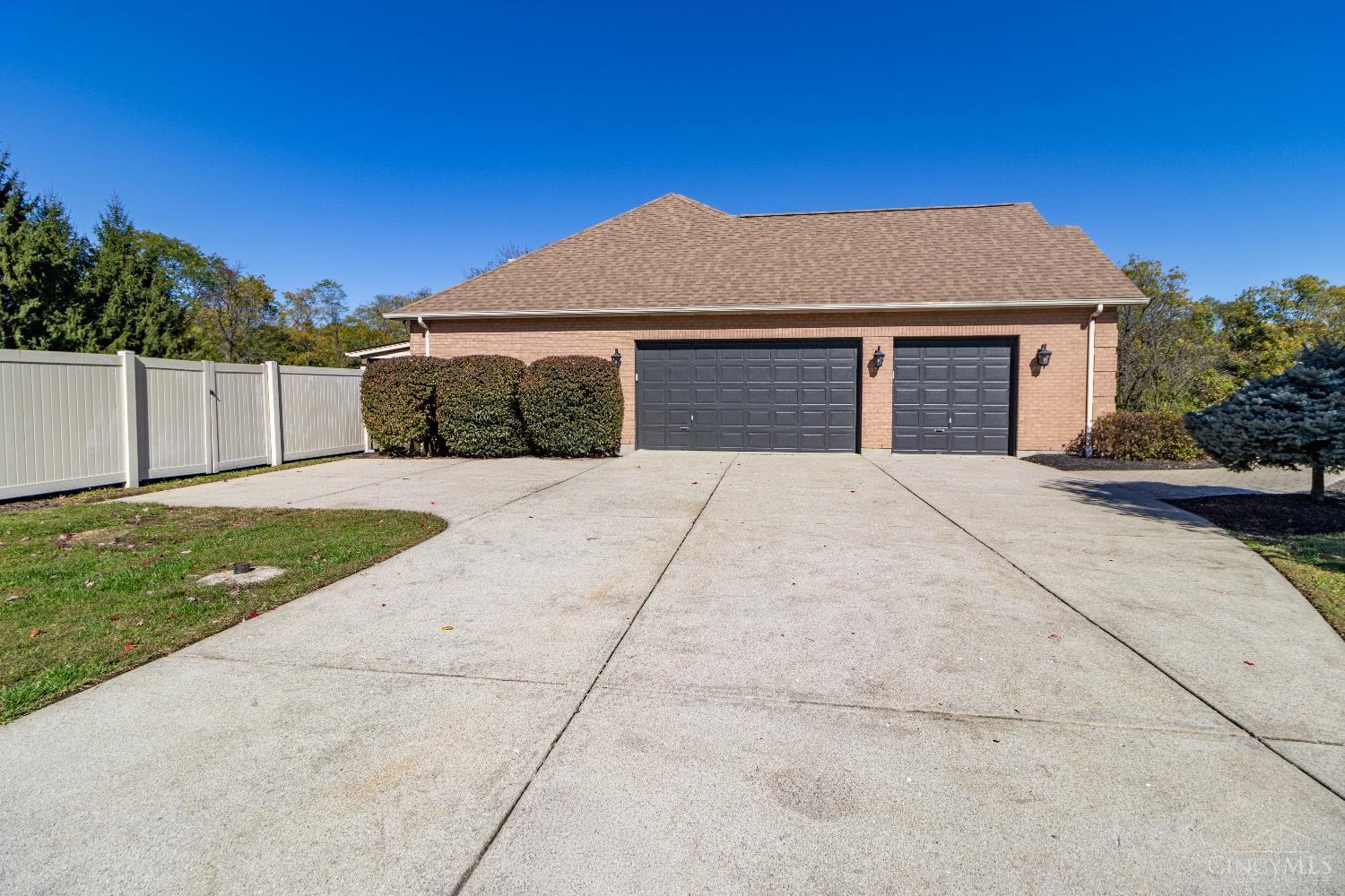 7553 Twin Lakes Drive