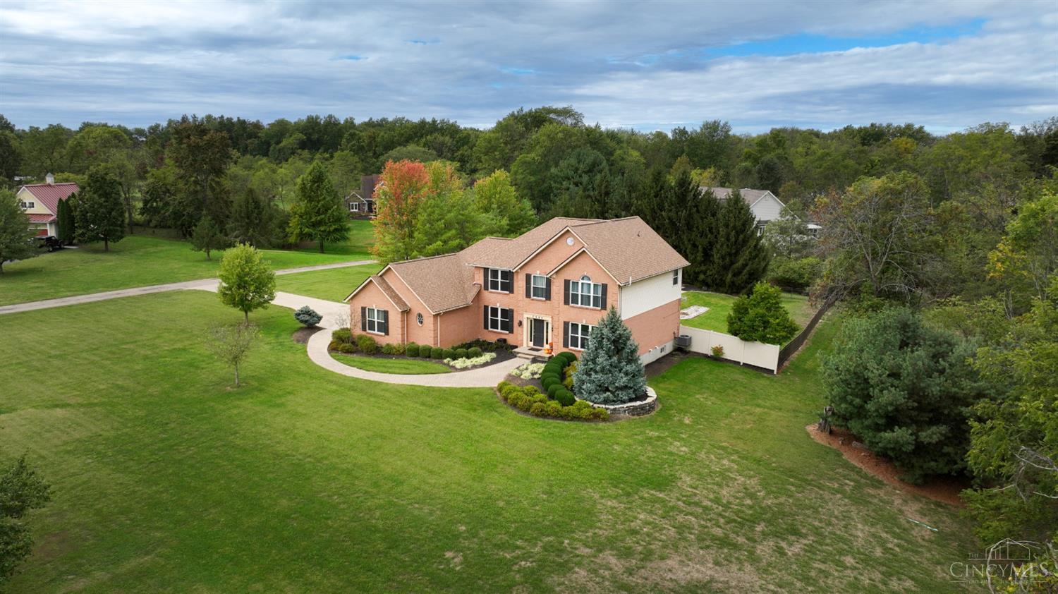 7553 Twin Lakes Drive