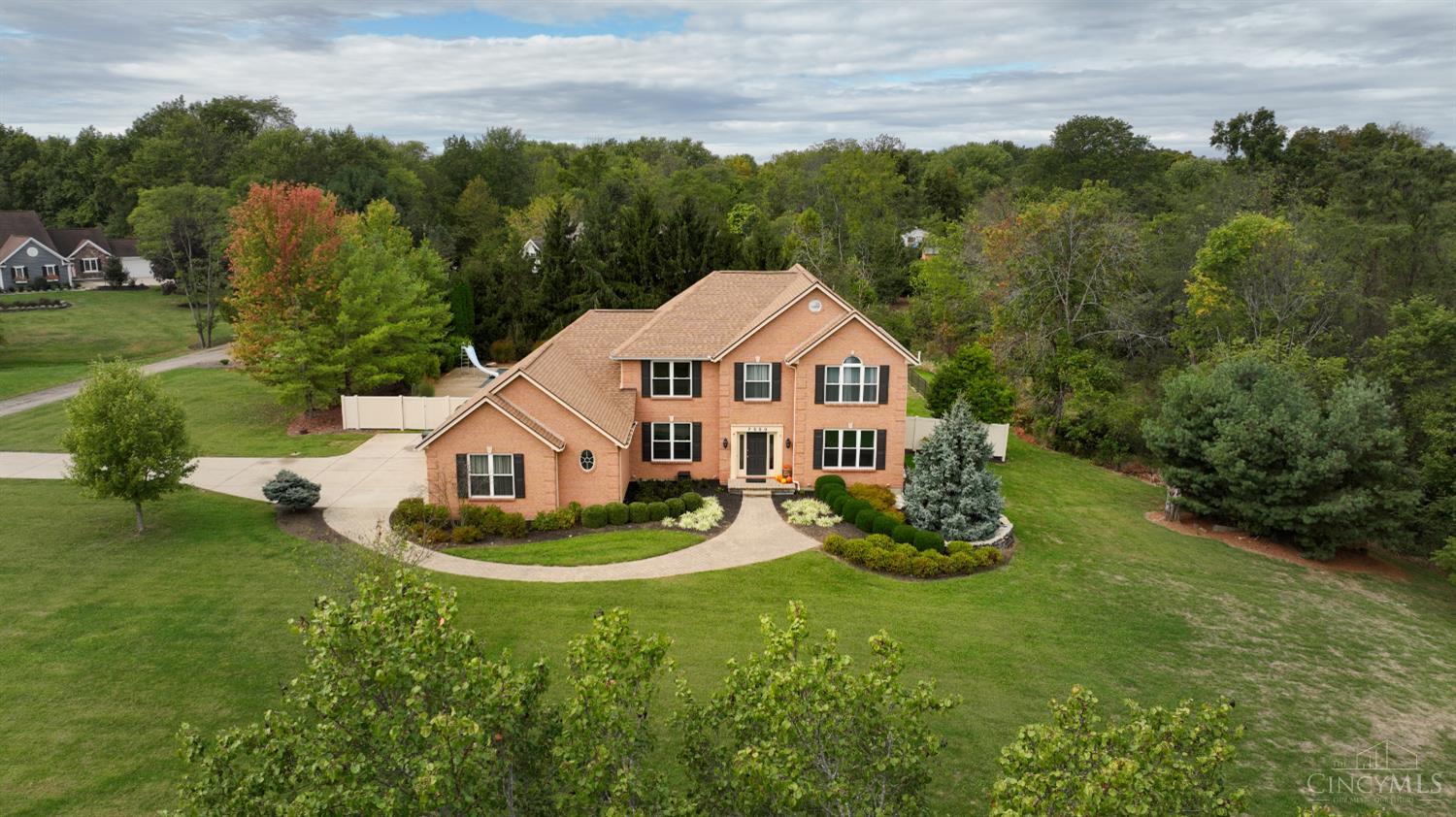 7553 Twin Lakes Drive