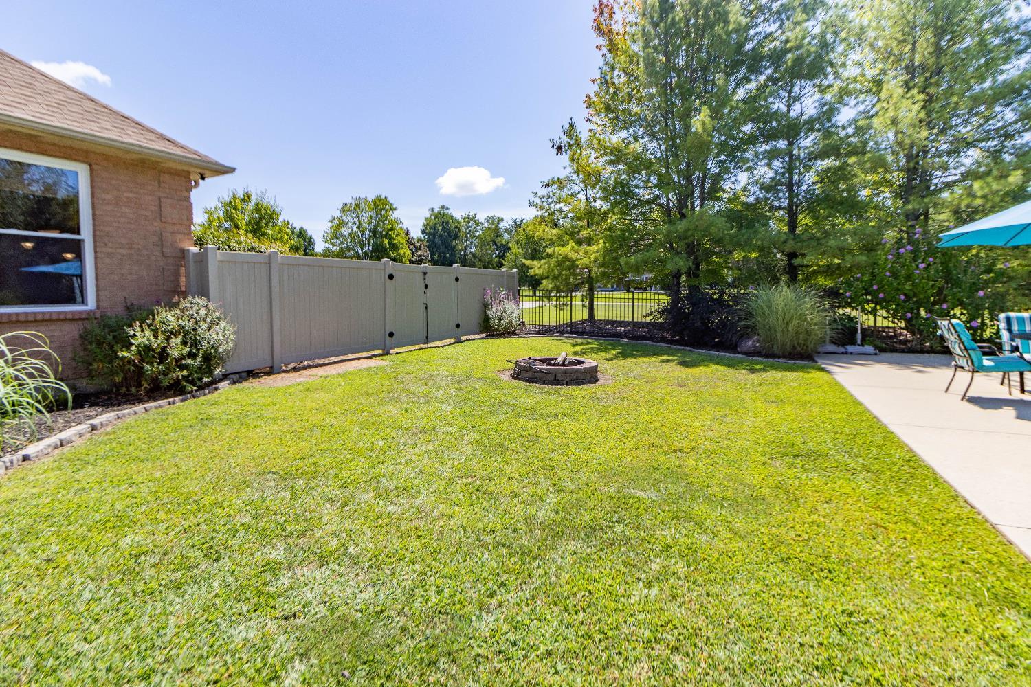 7553 Twin Lakes Drive