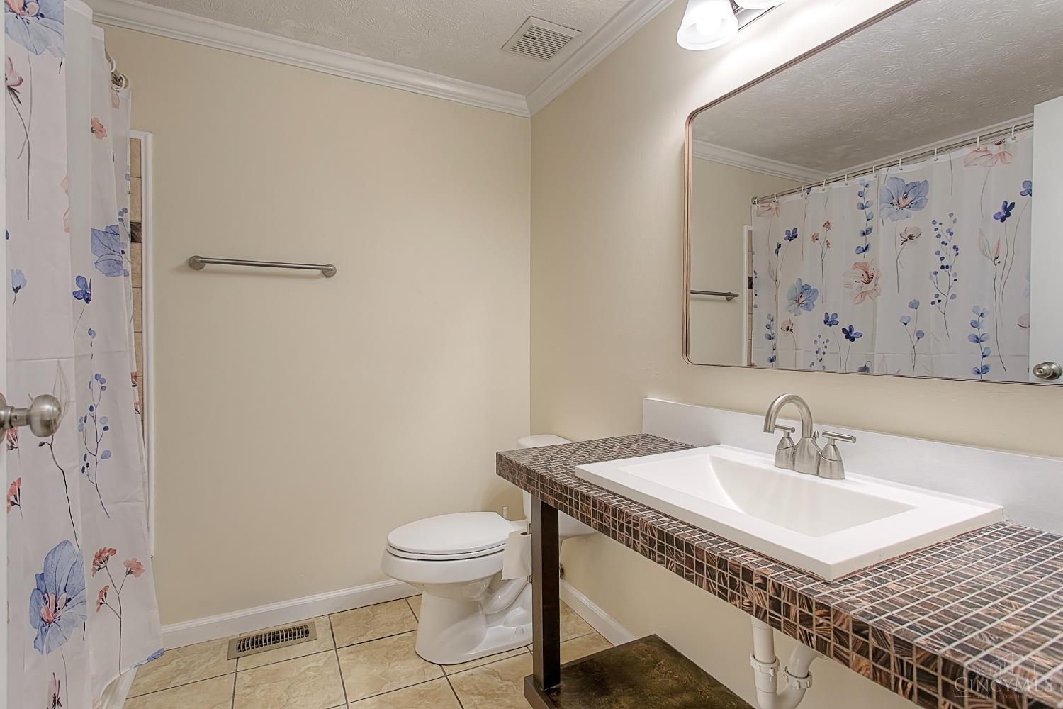 5757 Richland Circle