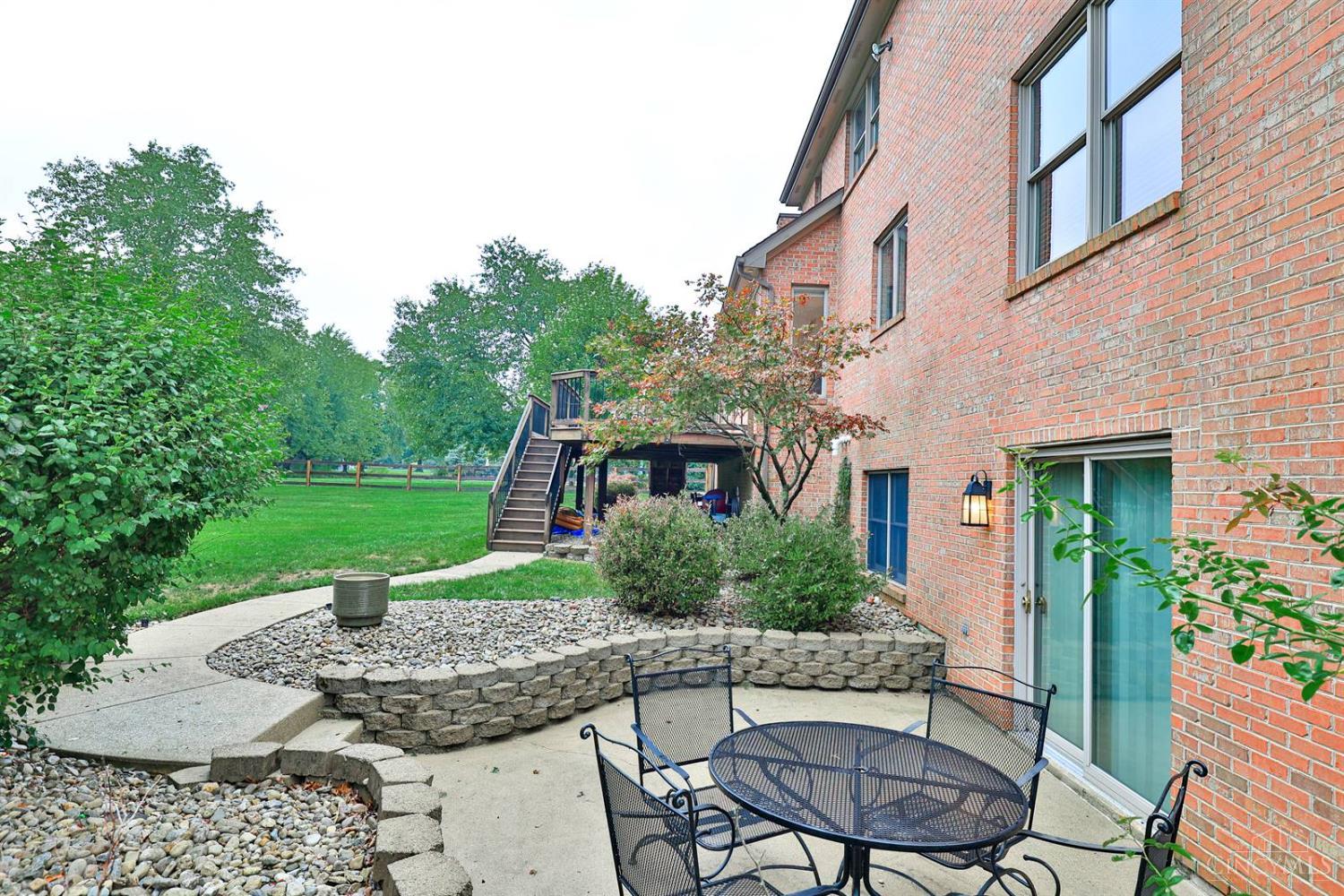 1271 Aintree Court