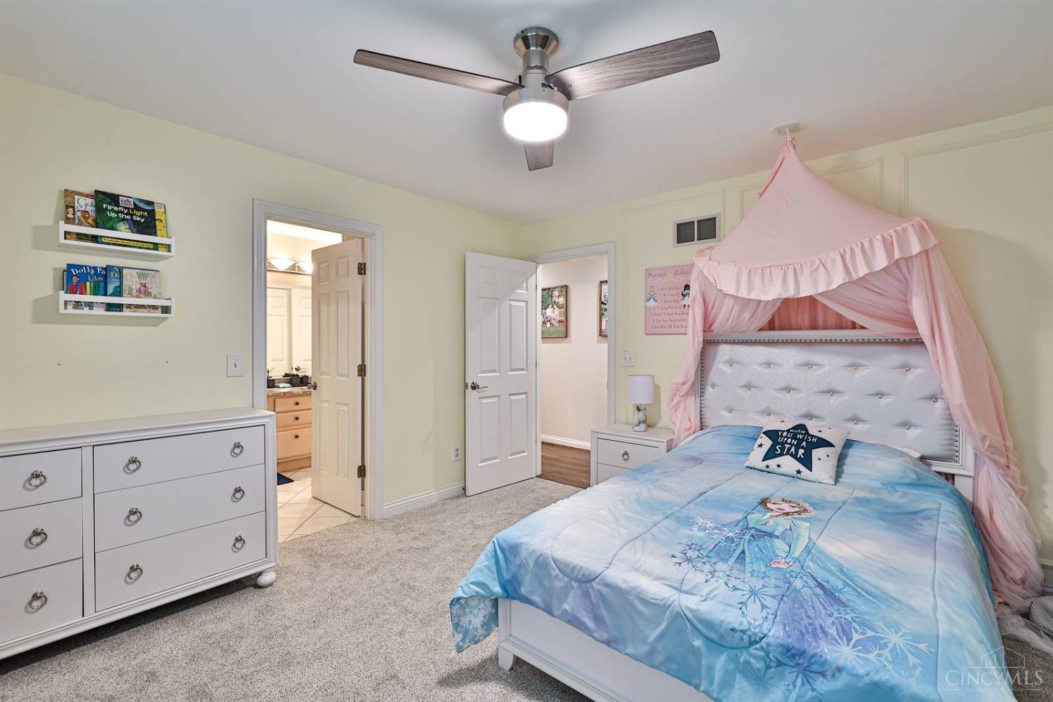 1271 Aintree Court