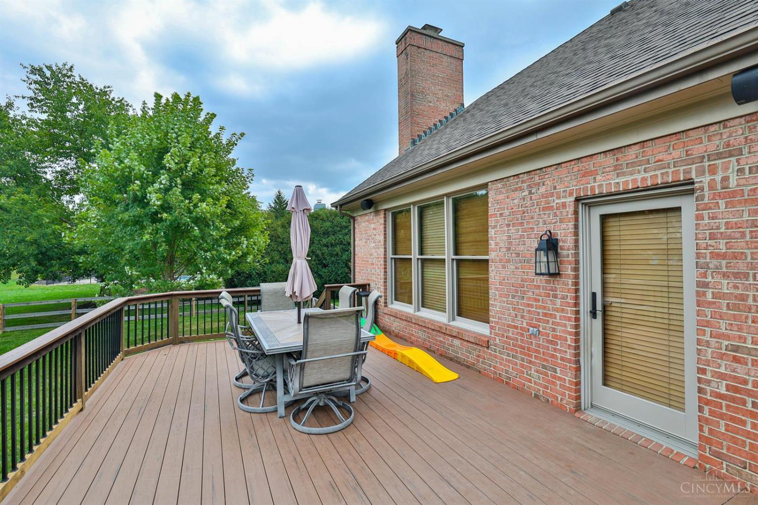 1271 Aintree Court