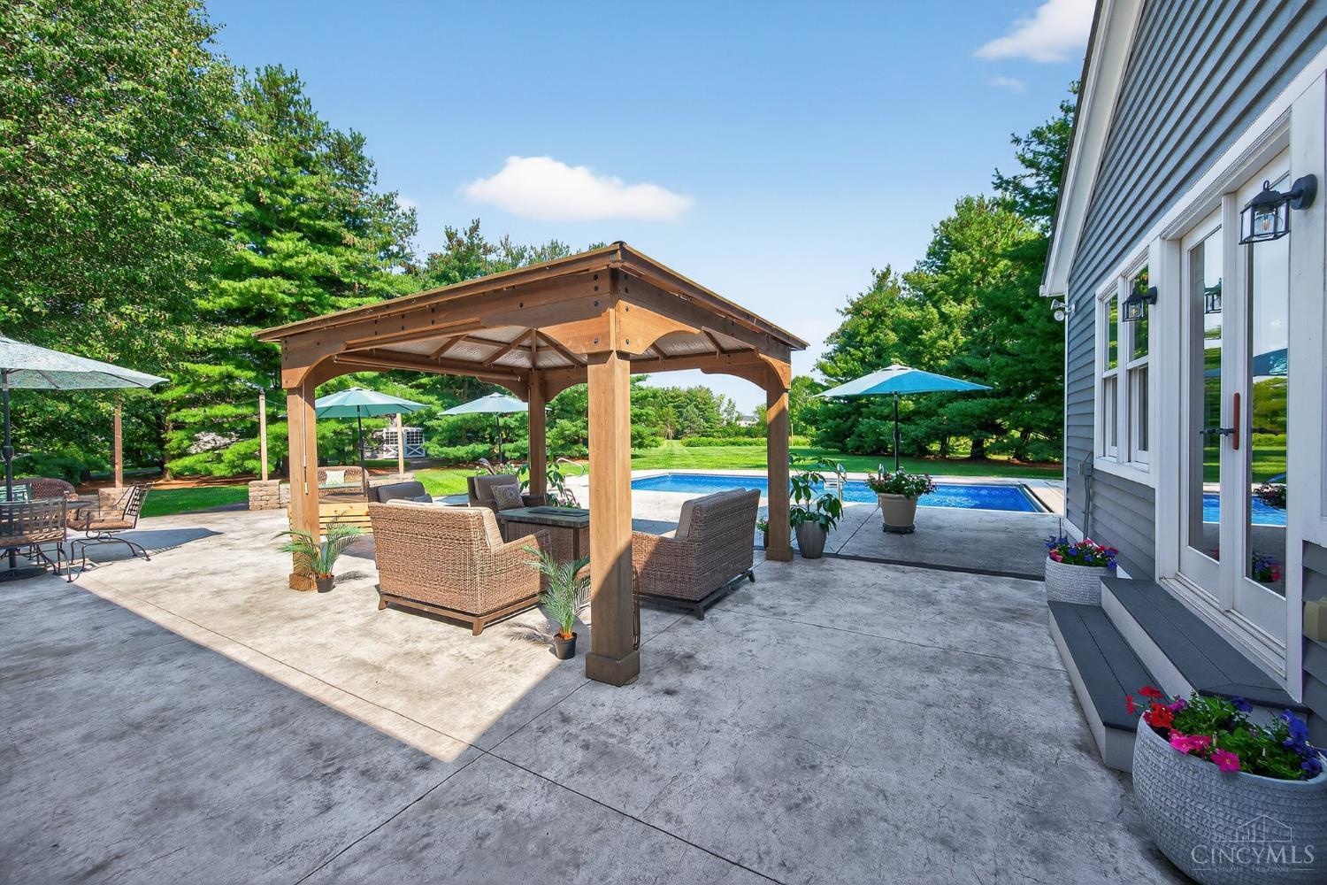 4649 Cox Smith Road