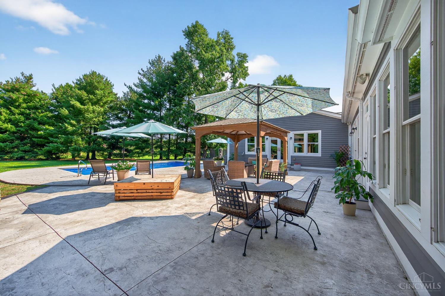 4649 Cox Smith Road