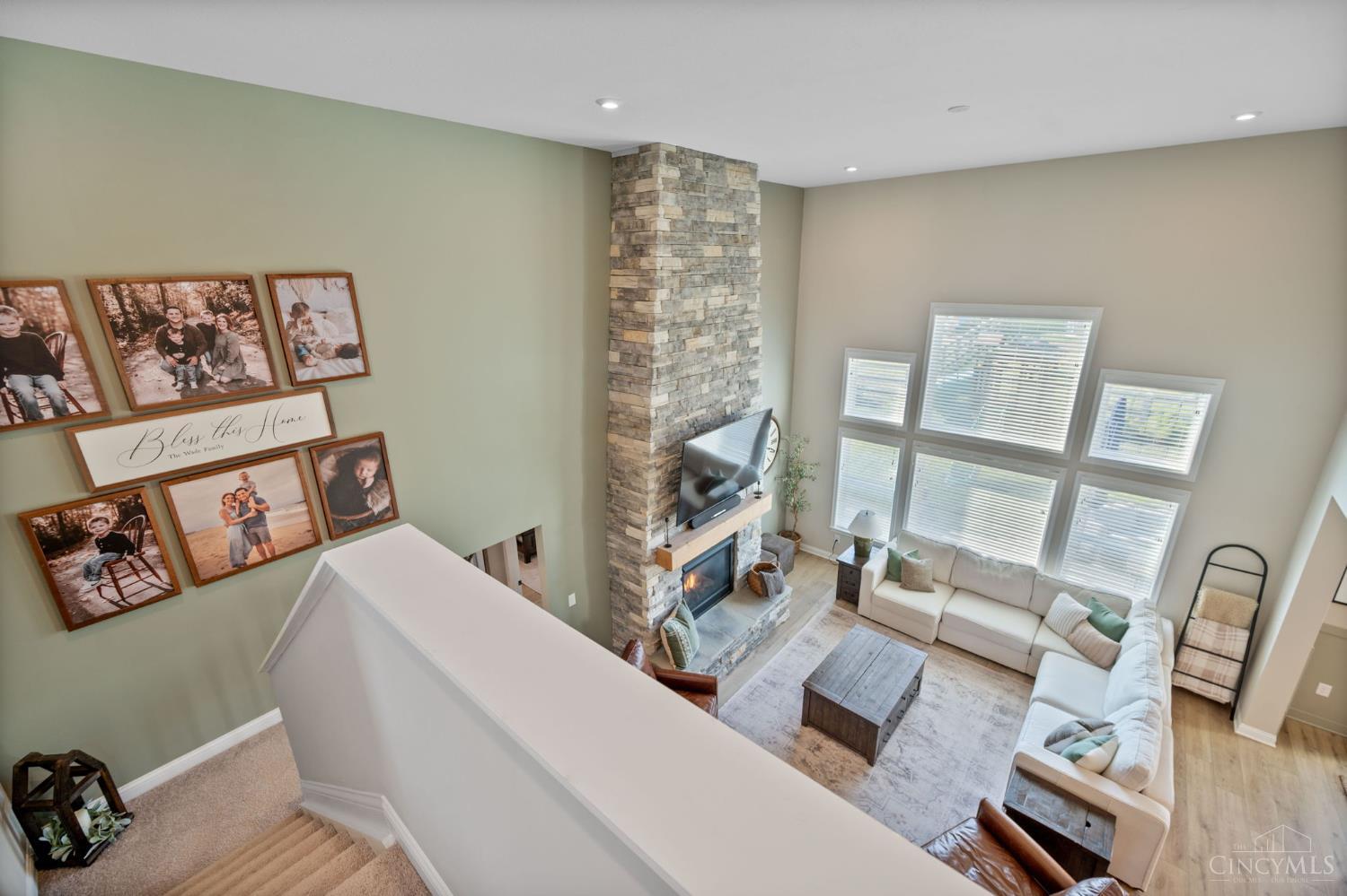 1527 Englewood Court