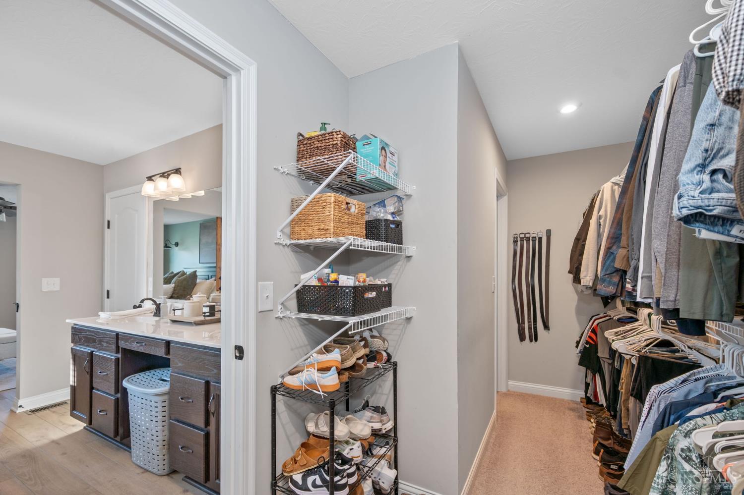 1527 Englewood Court