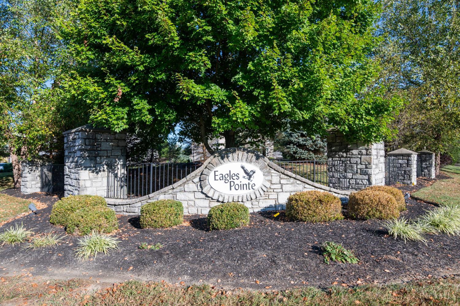 1527 Englewood Court