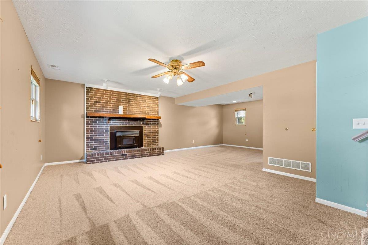 7587 Vinnedge Road