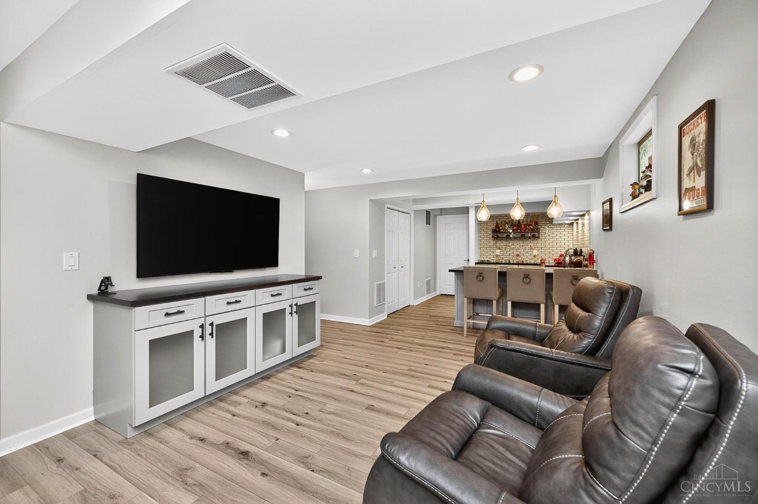 7293 Windsor Park Drive