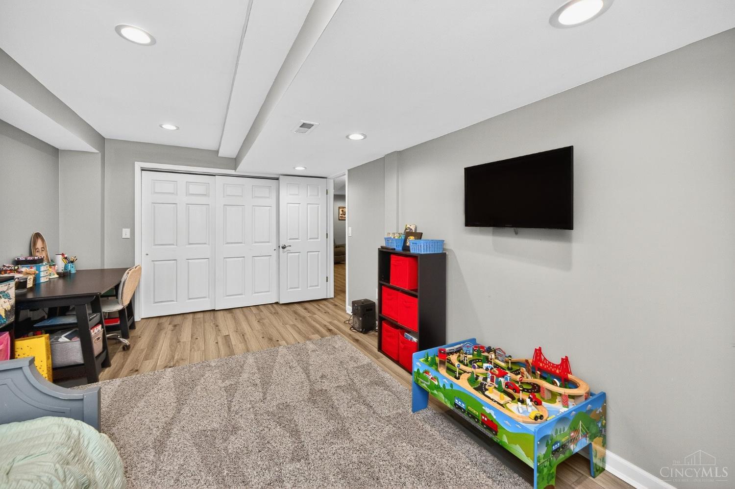 7293 Windsor Park Drive