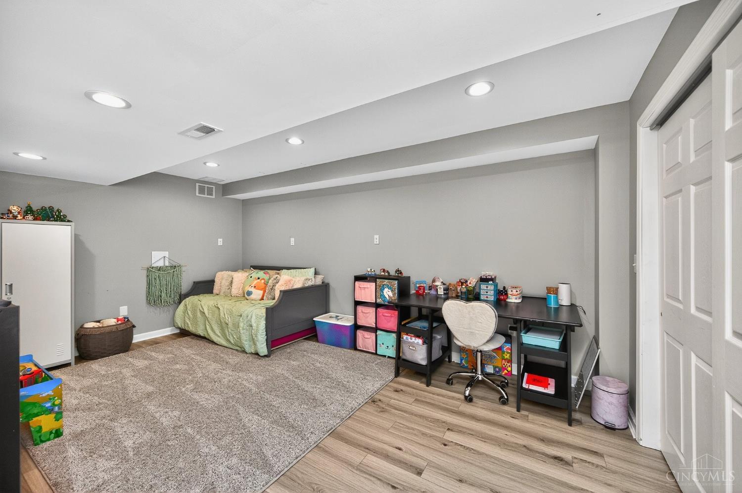 7293 Windsor Park Drive