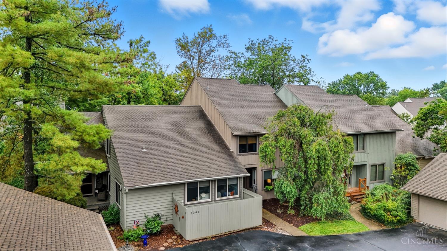 8305 Woodbridge Lane