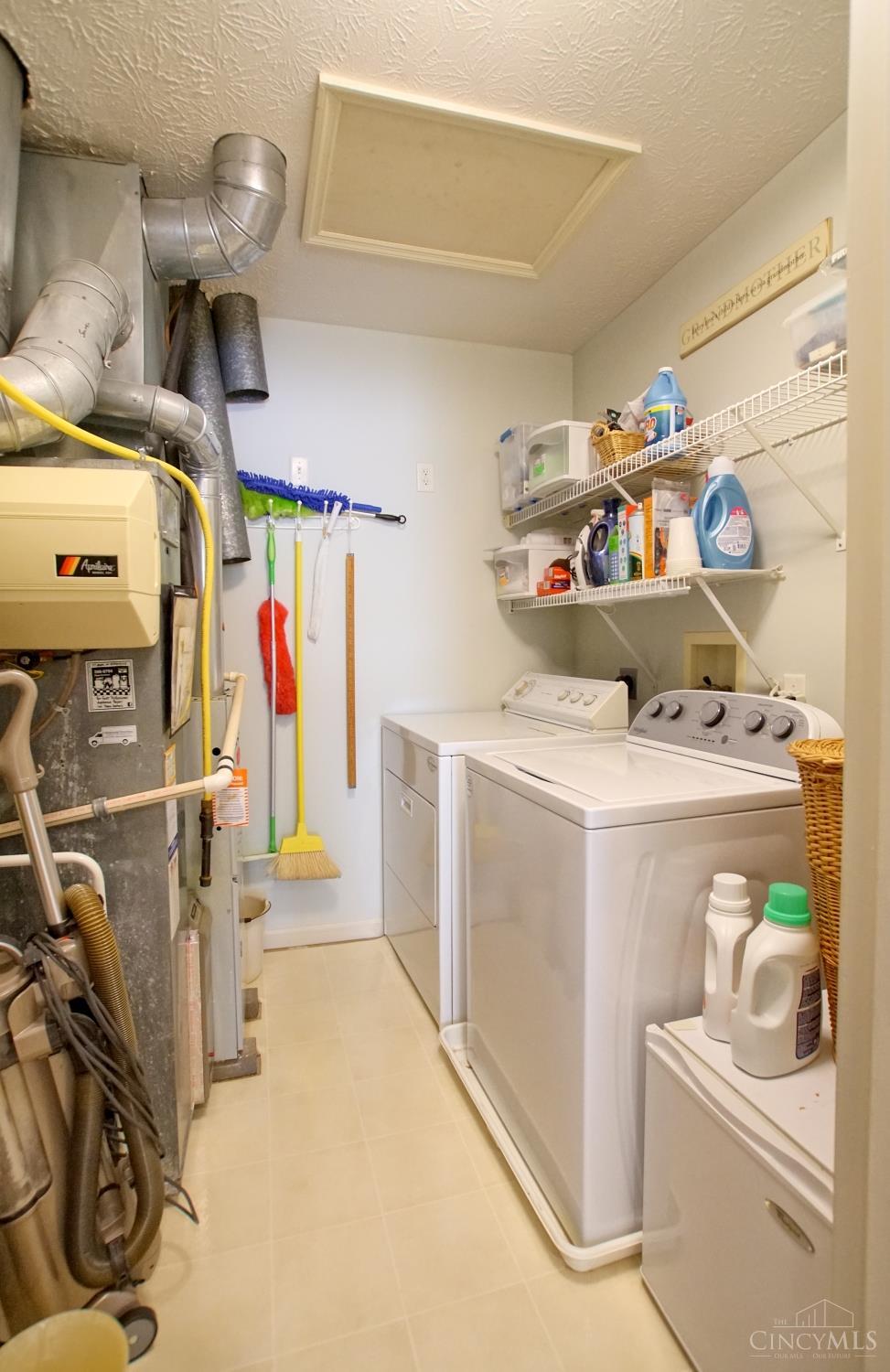 6486 Prestwick Court