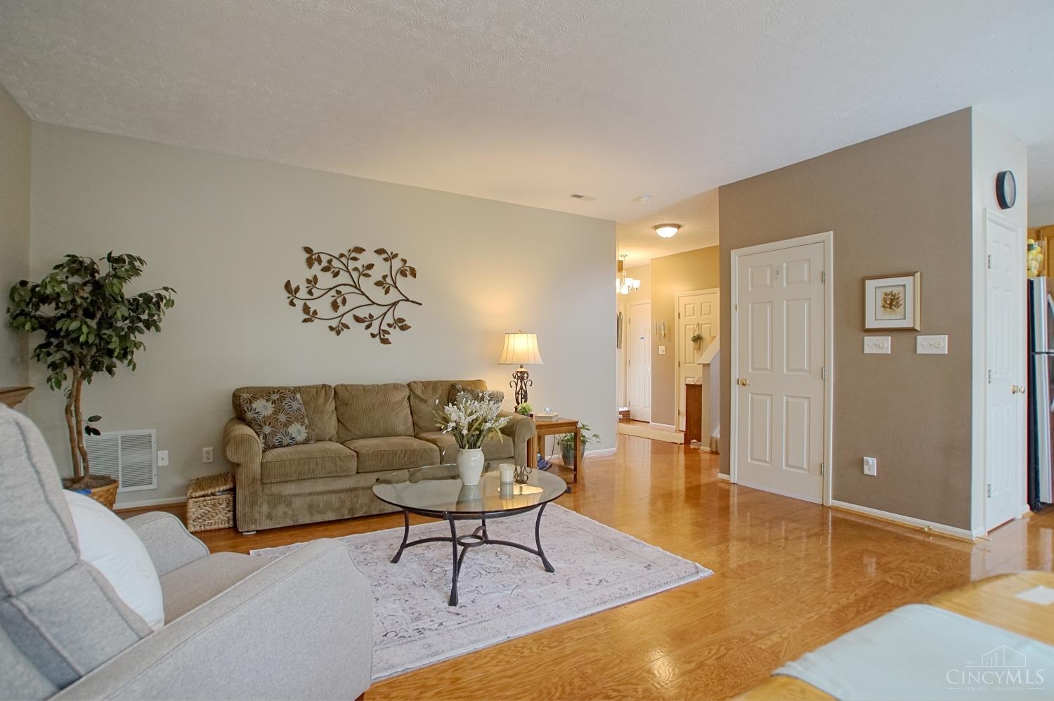 6486 Prestwick Court