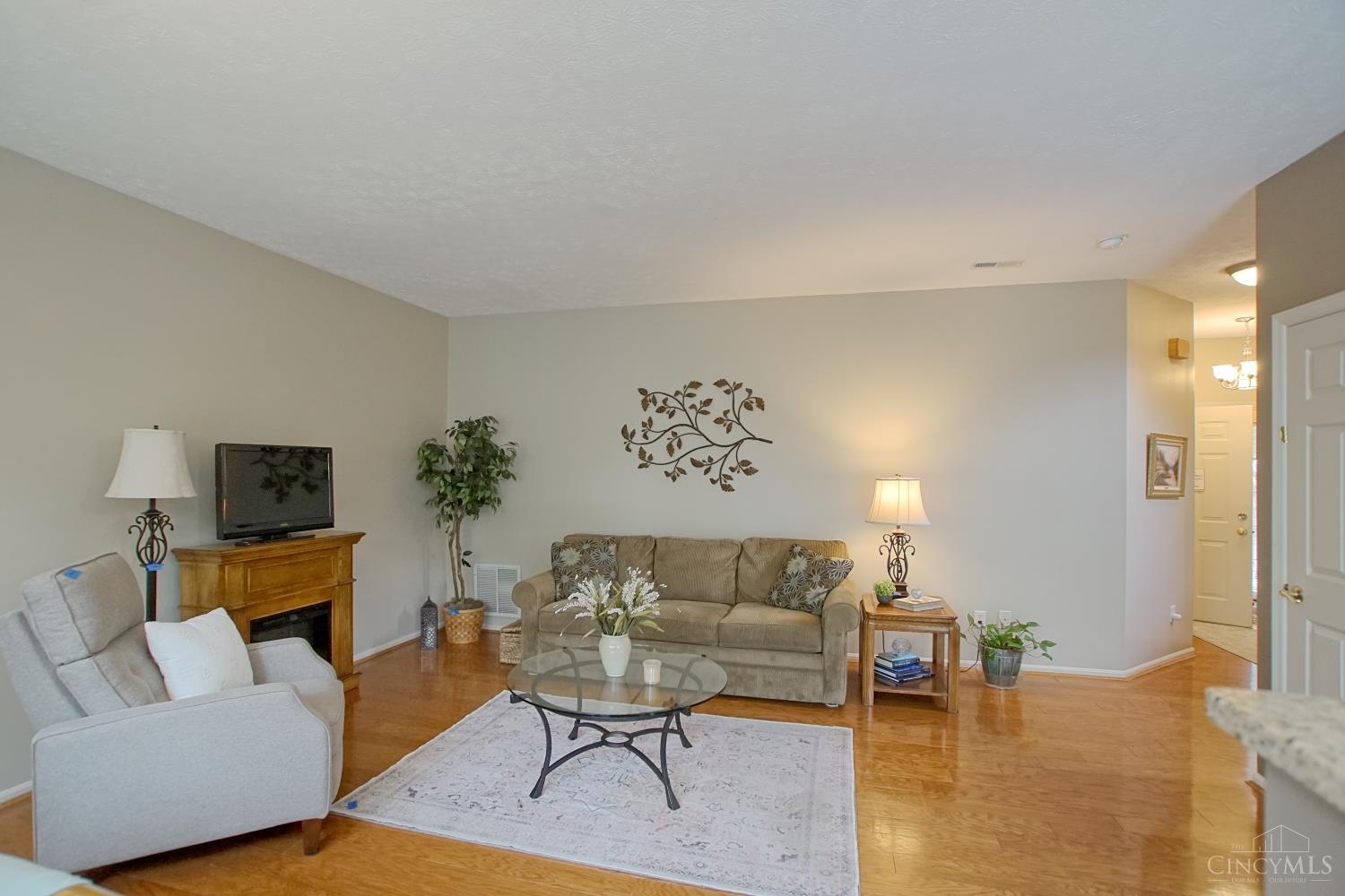 6486 Prestwick Court